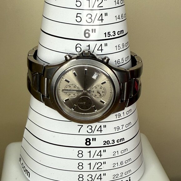 Kenneth Cole Mens Stainless Steel Chronograph Watch Silver Dial Date NOT TESTED - Picture 4 of 15